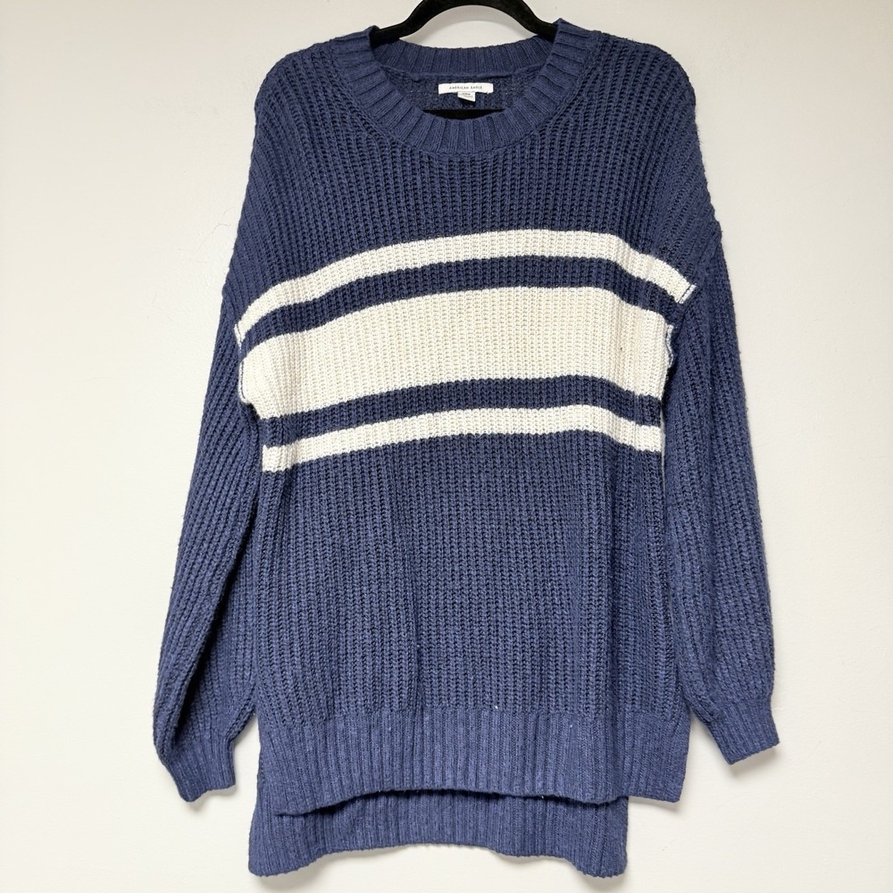 American Eagle Navy And White Women's Sweater Size M